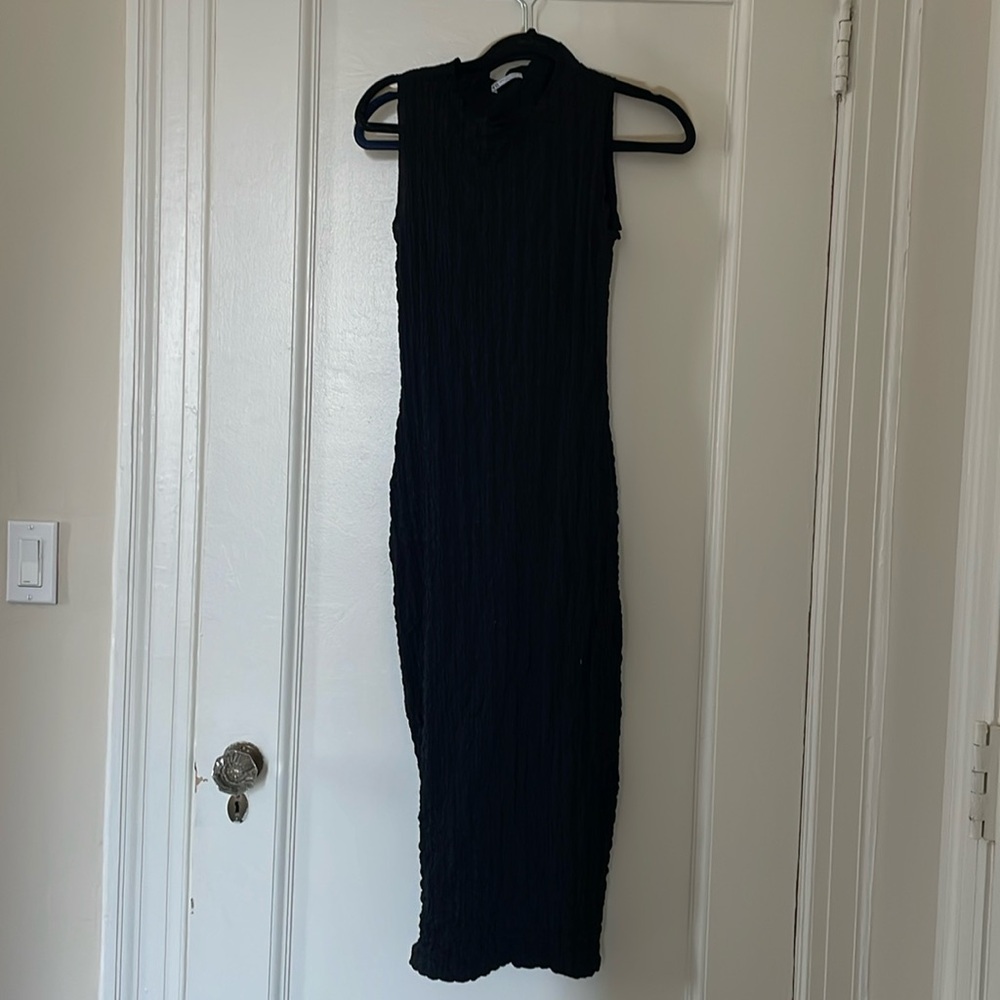 Zara black midi dress, bought June 2023, side M, worn once. Excellent condition!